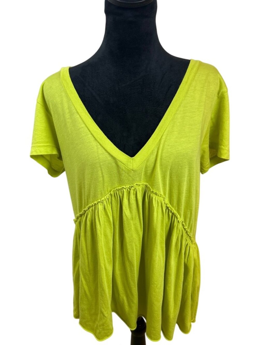T.La Babydoll Tunic Top Women's S Lime Green V Neck Flowy Short Sleeve